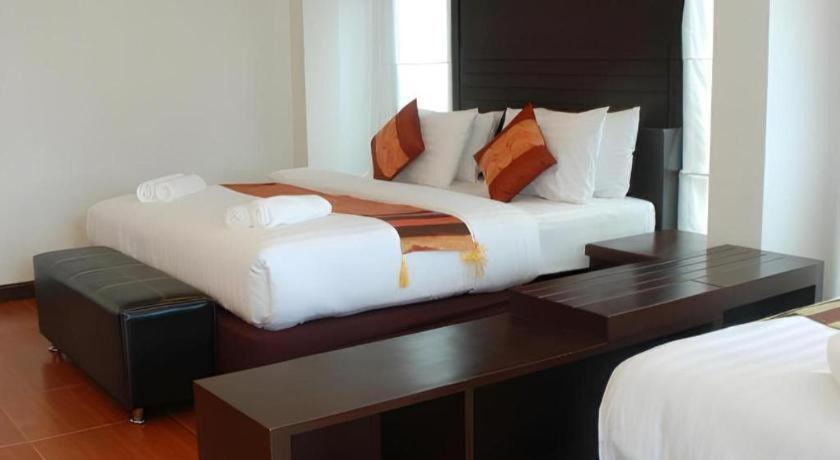 Nattha Waree Hot Spring Resort And Spa Ban Nua Khlong Esterno foto