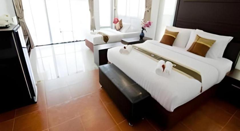 Nattha Waree Hot Spring Resort And Spa Ban Nua Khlong Esterno foto
