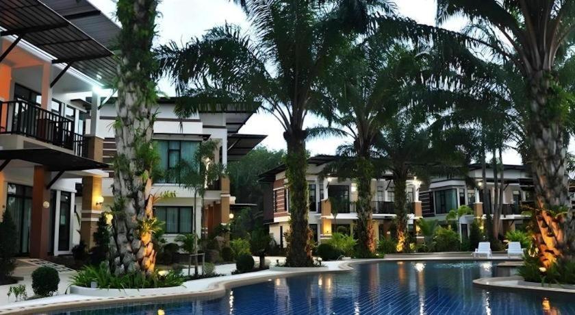 Nattha Waree Hot Spring Resort And Spa Ban Nua Khlong Esterno foto